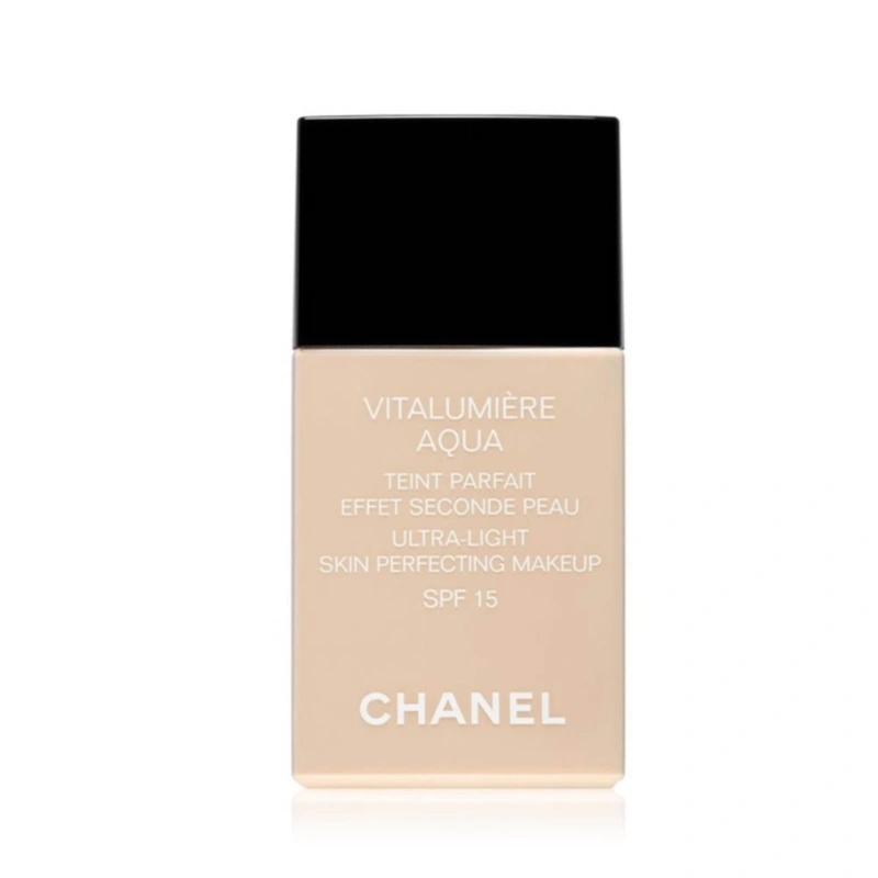 Chanel Vitalumiere Aqua Ultra Light Skin Perfecting Makeup SPF 15